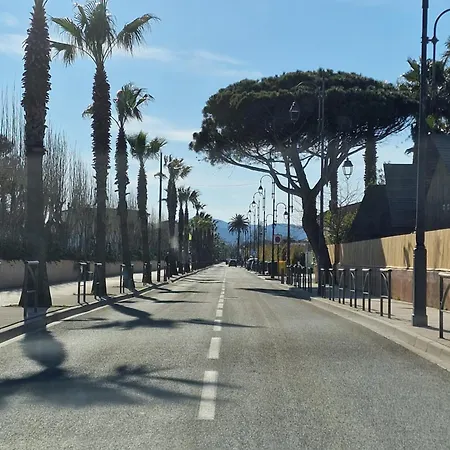 Bel 2 Pieces A Port Grimaud